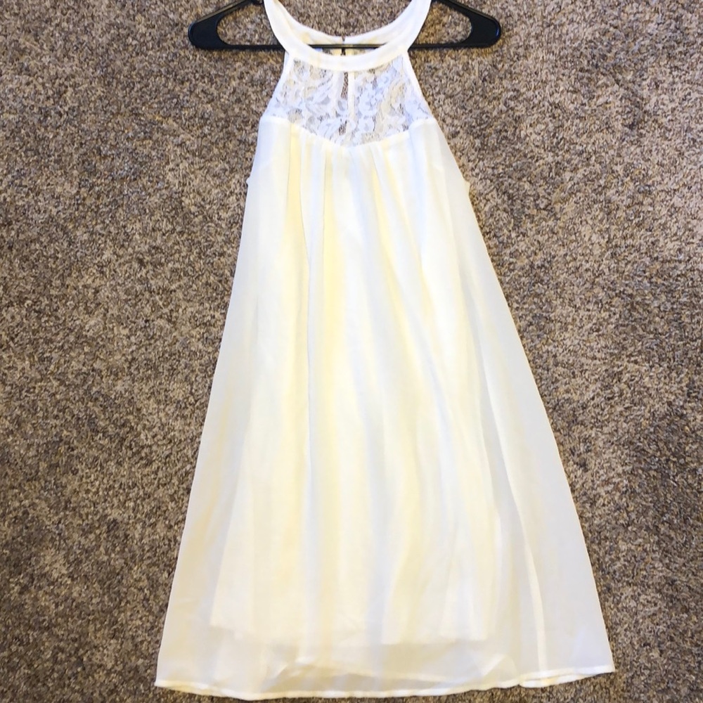 Women’s white dress